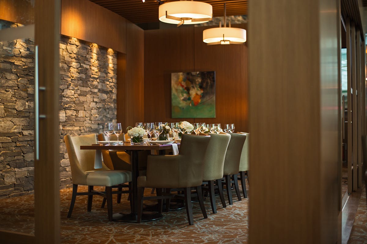 Marriott Pinnacle Communal dining table